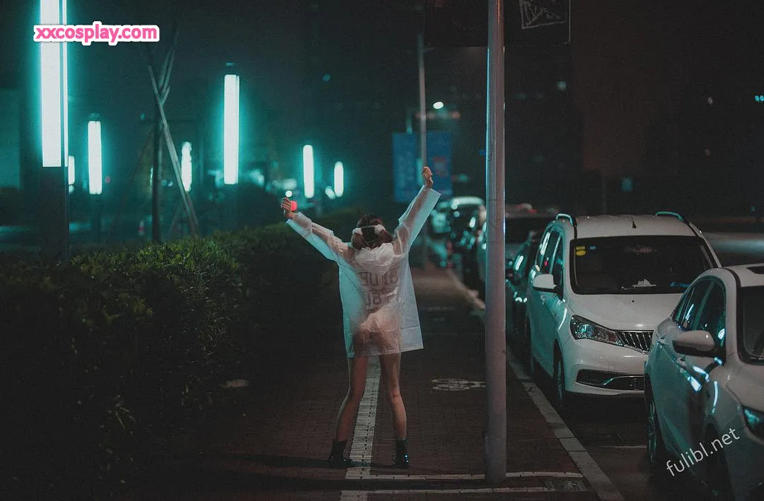 Yuzuki's Cyberpunk Neon Rain